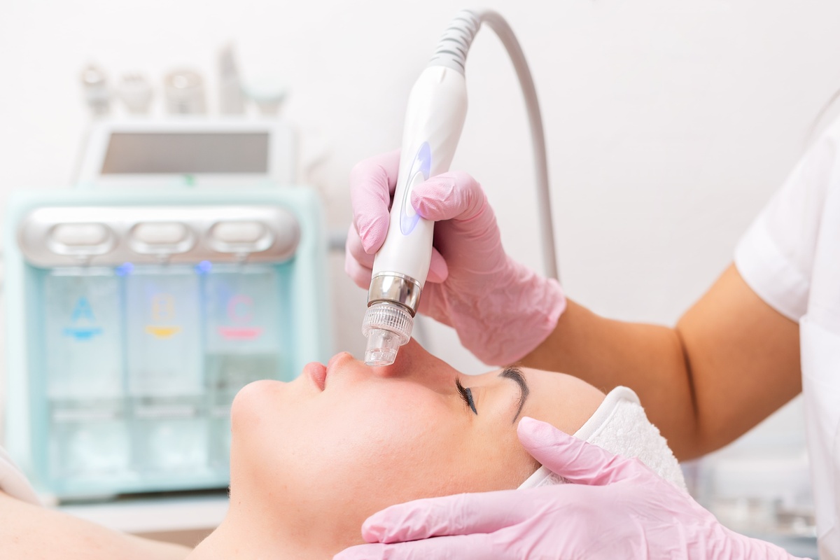 Hydrafacial